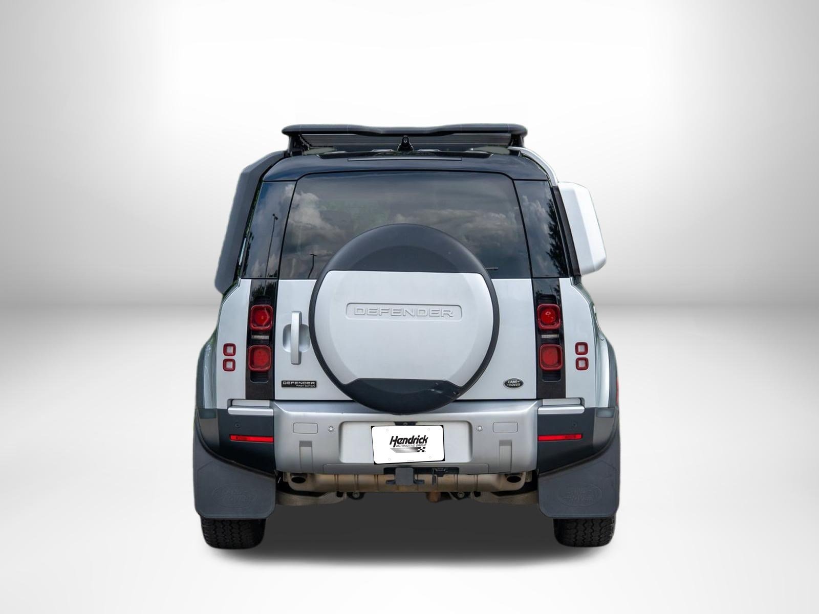 Used 2020 Land Rover Defender 110 First Edition AWD/4WD image 7
