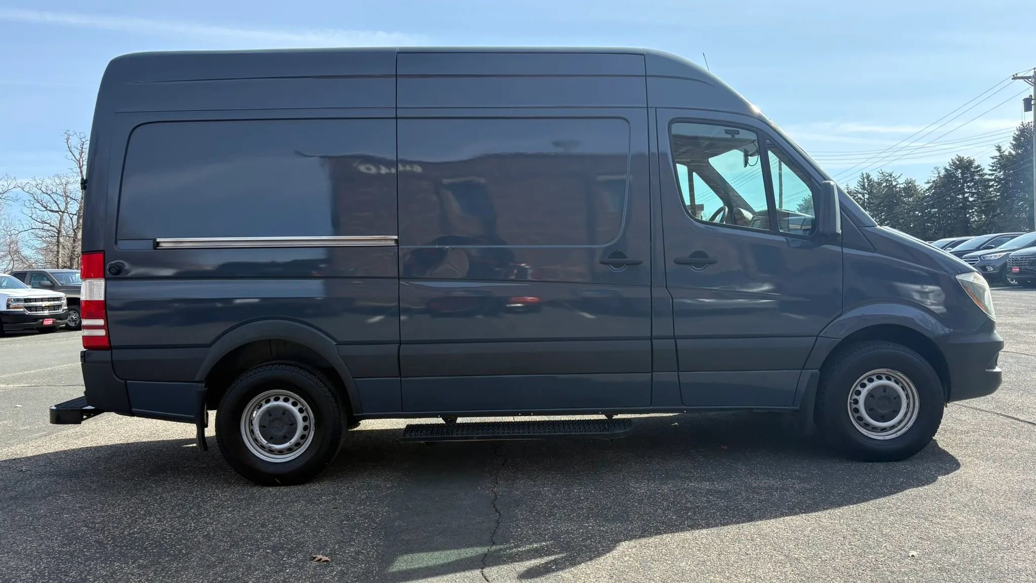 Used 2018 Mercedes-Benz Sprinter 2500 image 11