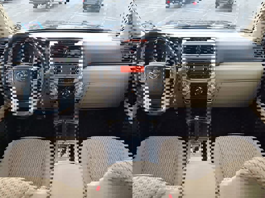 Used 2013 Toyota 4Runner SR5 image 10