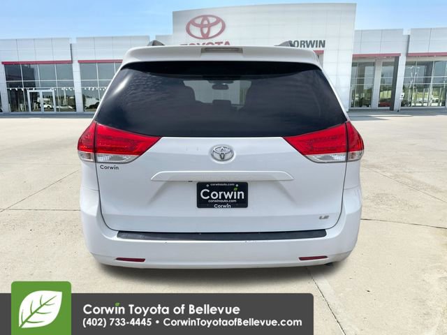 Used 2013 Toyota Sienna LE FWD image 4