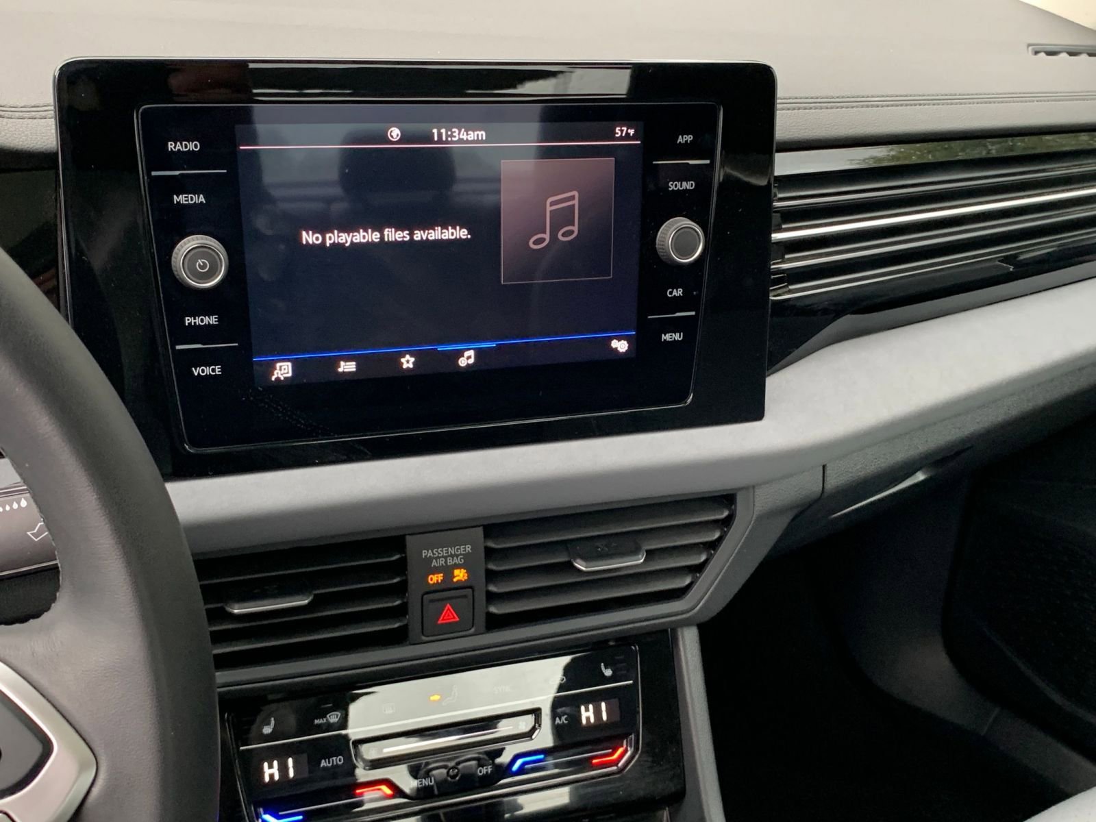 Used 2025 Volkswagen Jetta SE image 18