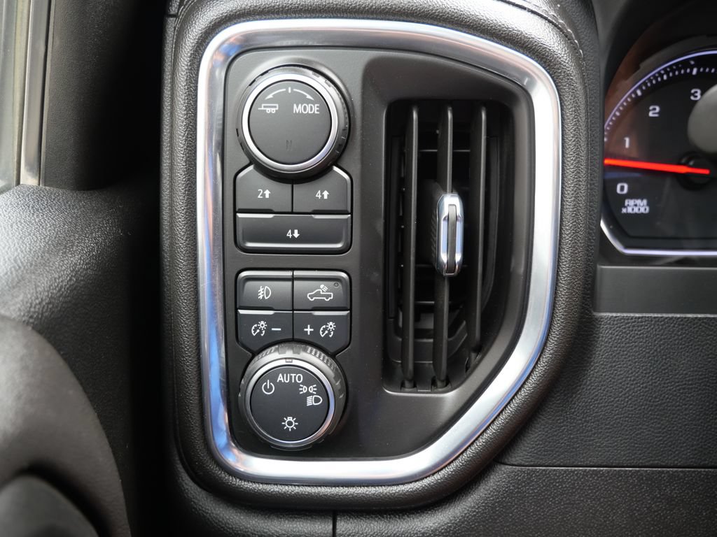 Used 2023 Chevrolet Silverado 2500 LT w/ Convenience Package AWD/4WD image 27