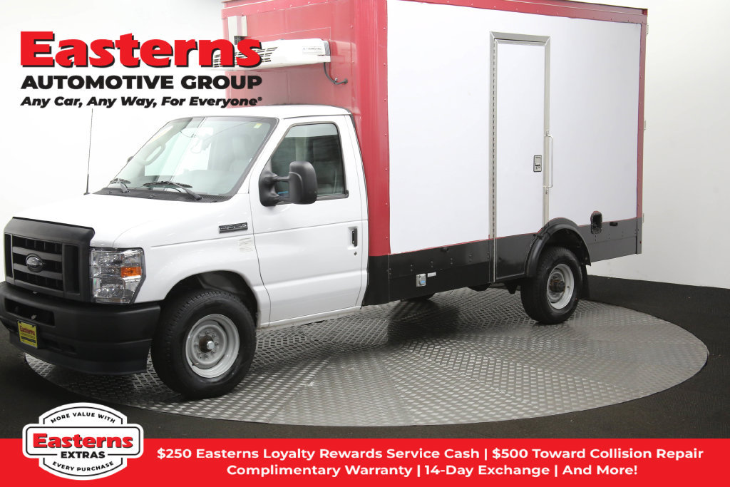 Used 2023 Ford E-350 and Econoline 350 Super Duty w/ Power Windows & Locks Group RWD image 56