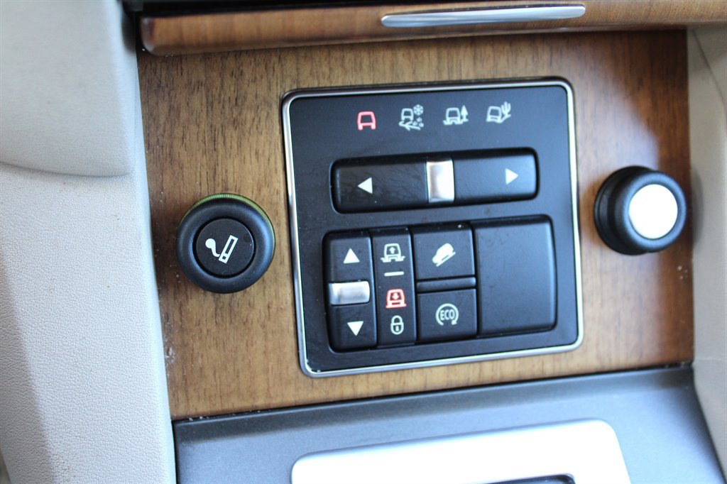 Used 2016 Land Rover LR4 HSE image 33