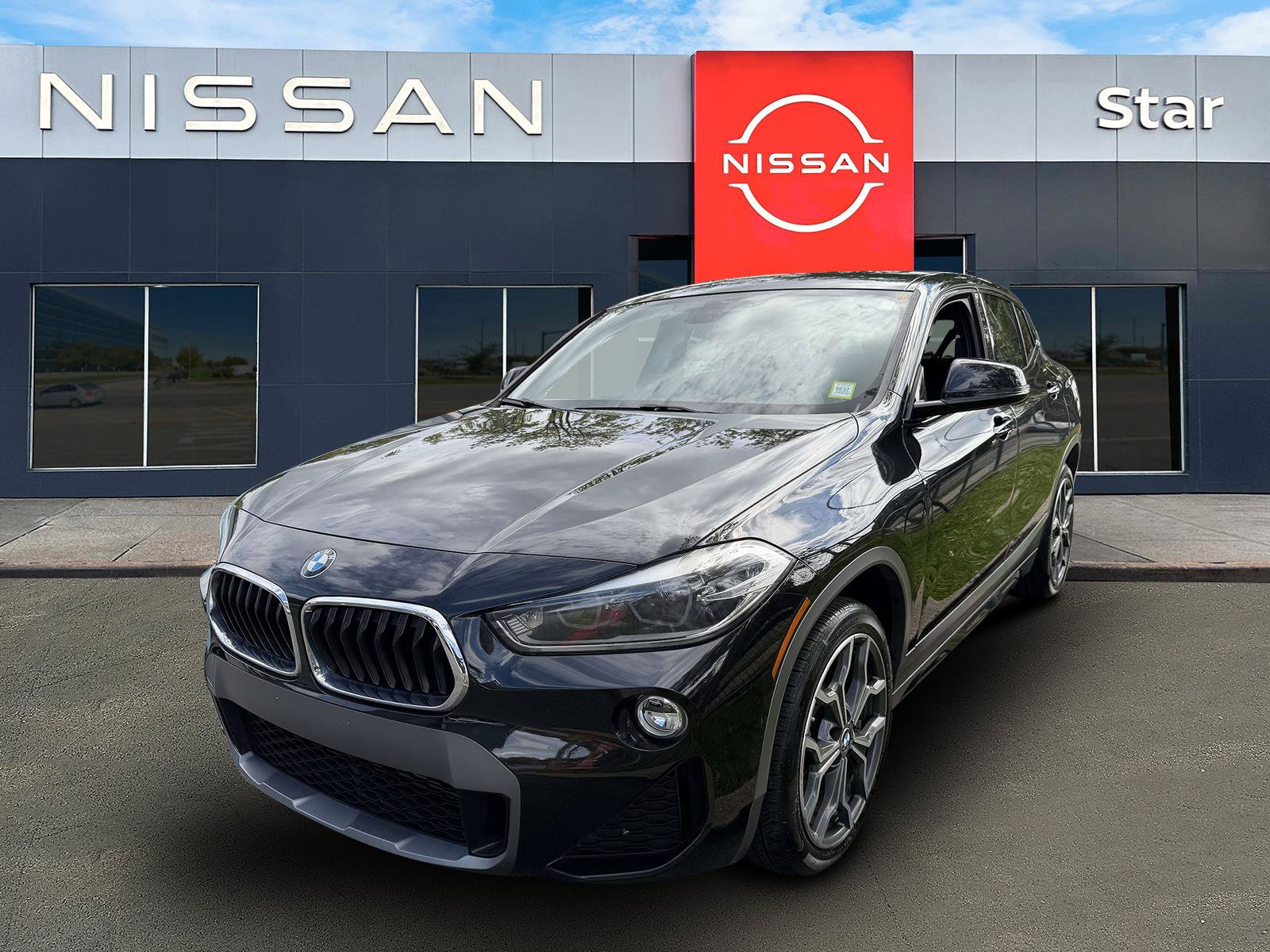 Used 2018 BMW X2 sDrive28i w/ M SportX Package FWD image 3