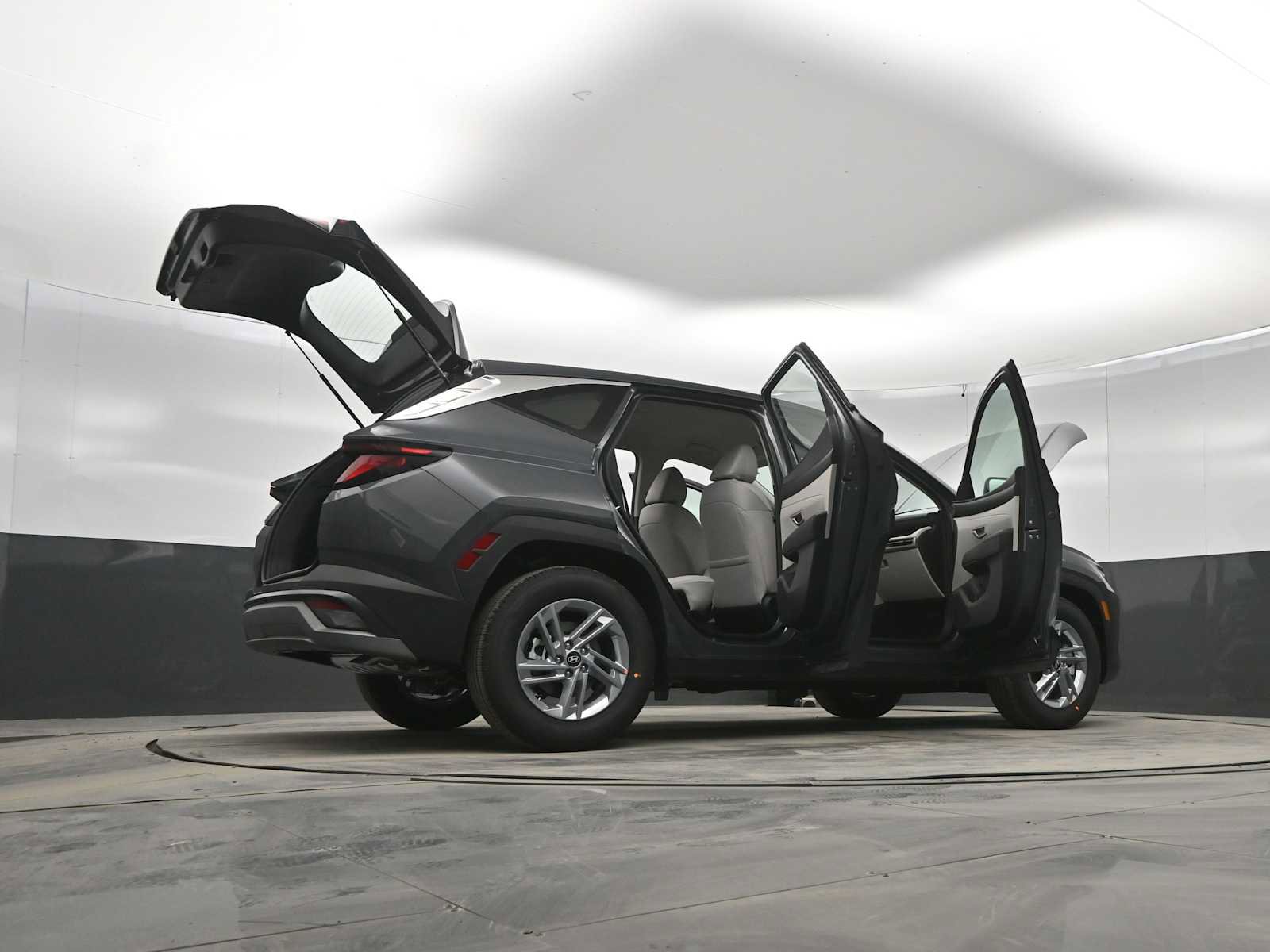 New 2026 Hyundai Tucson SE image 44