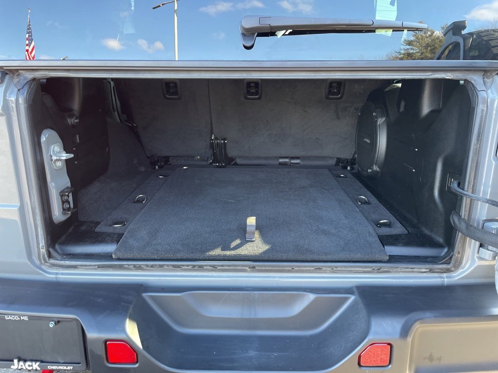 Used 2023 Jeep Wrangler Unlimited Rubicon w/ Xtreme 35 Tire Package image 35