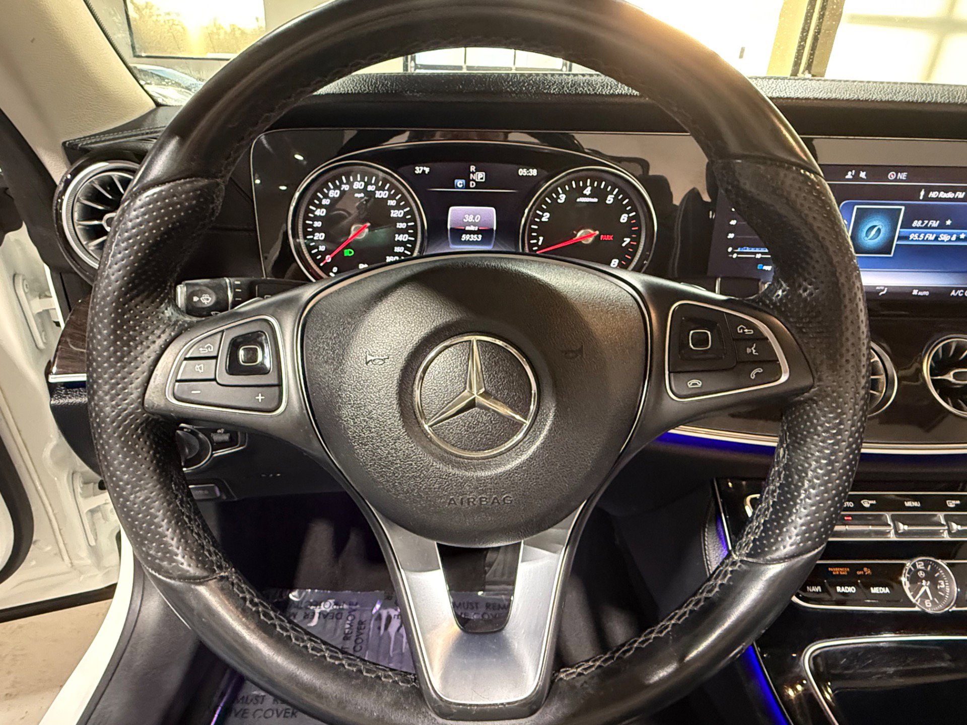 Used 2018 Mercedes-Benz E 400 4MATIC Cabriolet image 44