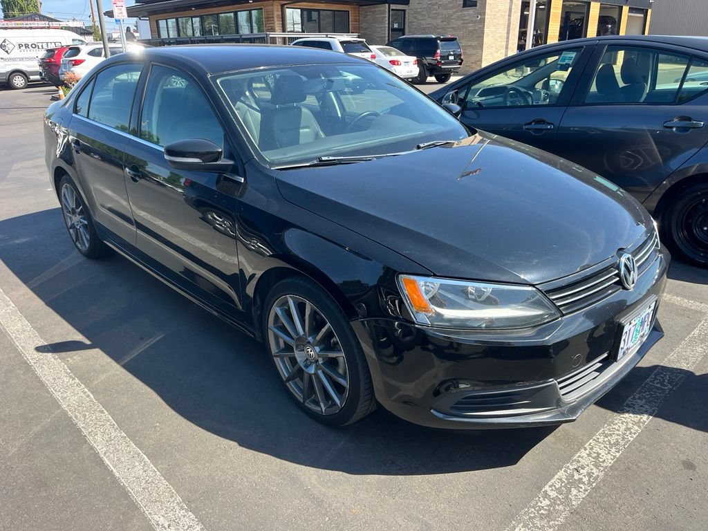 Used 2013 Volkswagen Jetta SE FWD 360° Tour