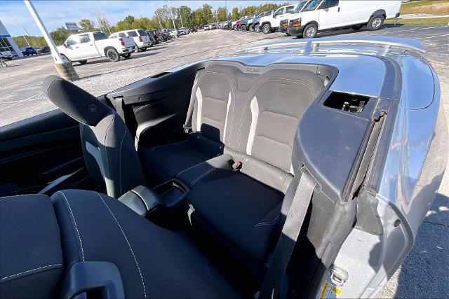 Used 2018 Chevrolet Camaro LT RWD image 21