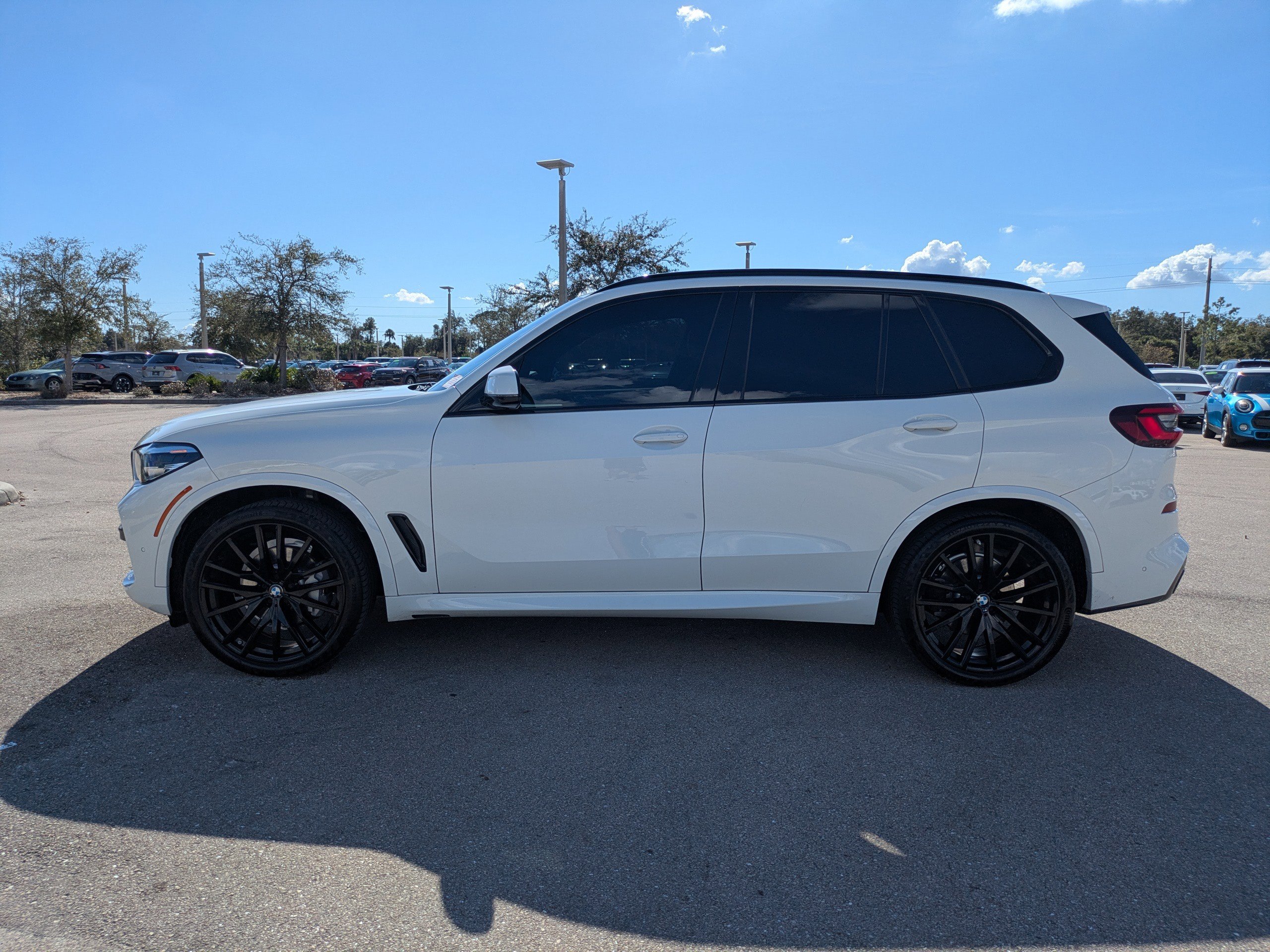 Used 2021 BMW X5 sDrive40i w/ M Sport Package image 8