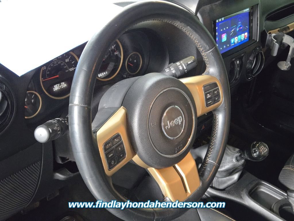 Used 2014 Jeep Wrangler Unlimited Sahara AWD/4WD image 25