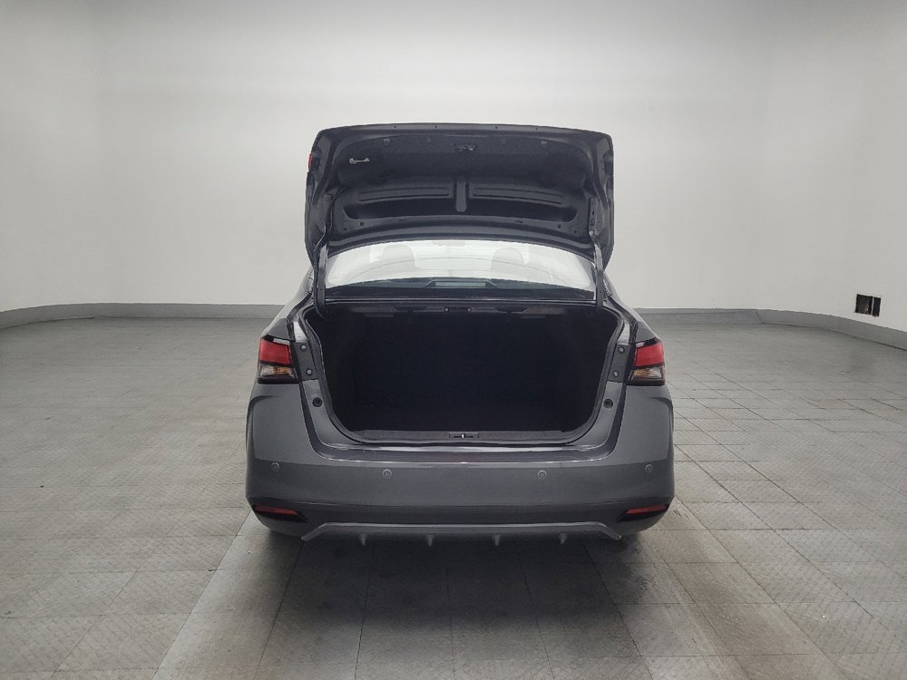 Used 2025 Nissan Versa SR w/ Trunk Package image 29