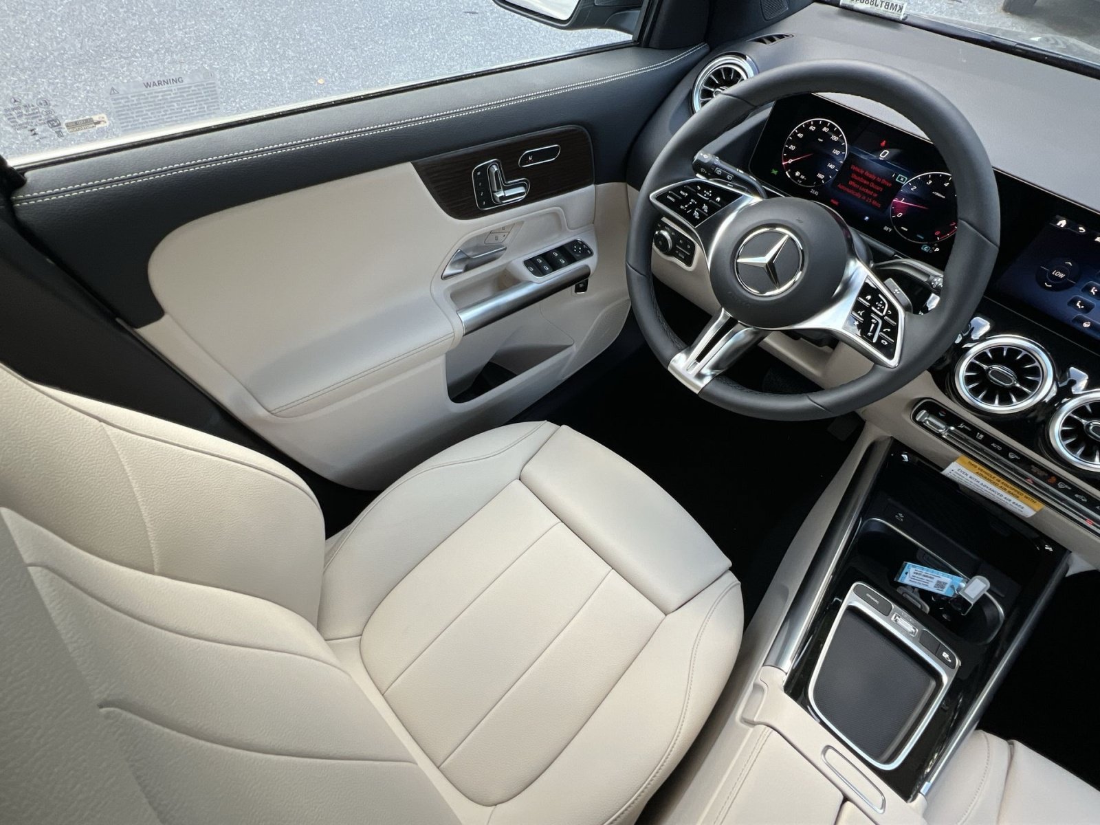 New 2026 Mercedes-Benz GLA 250 4MATIC image 16