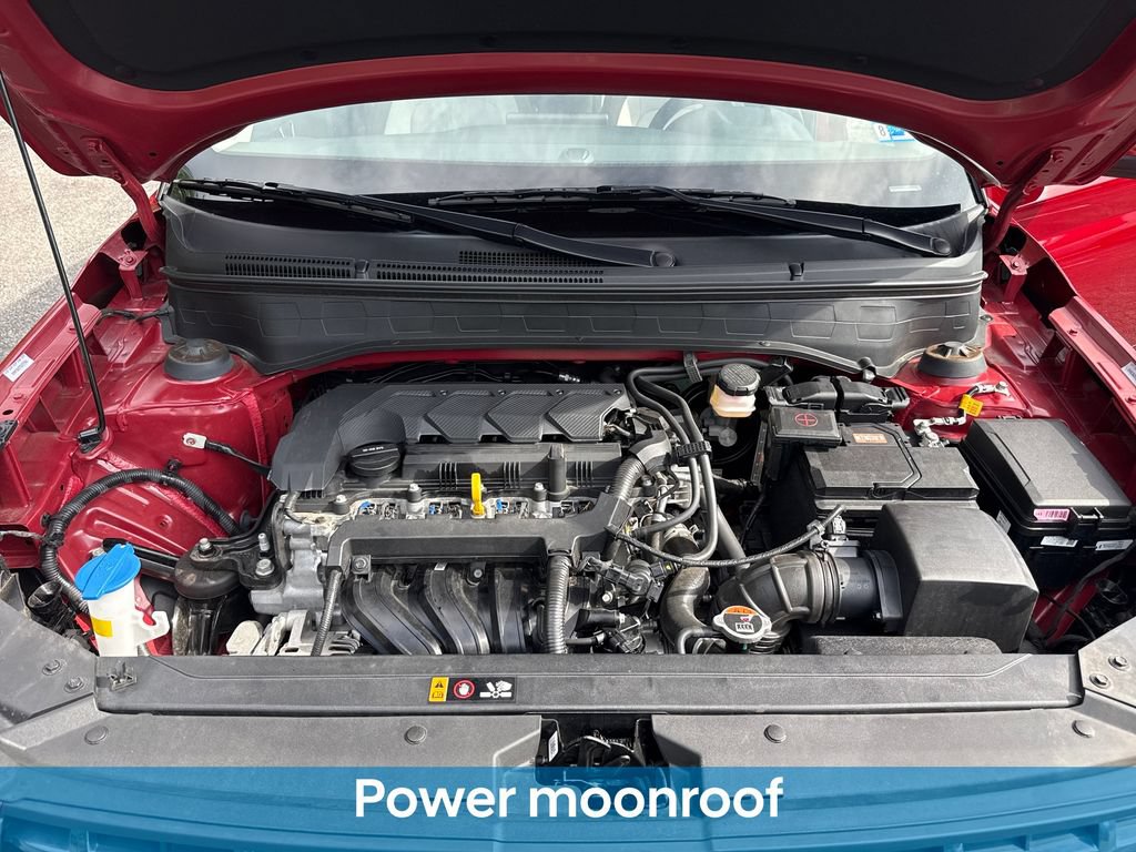 Used 2025 Hyundai Venue SEL FWD image 28