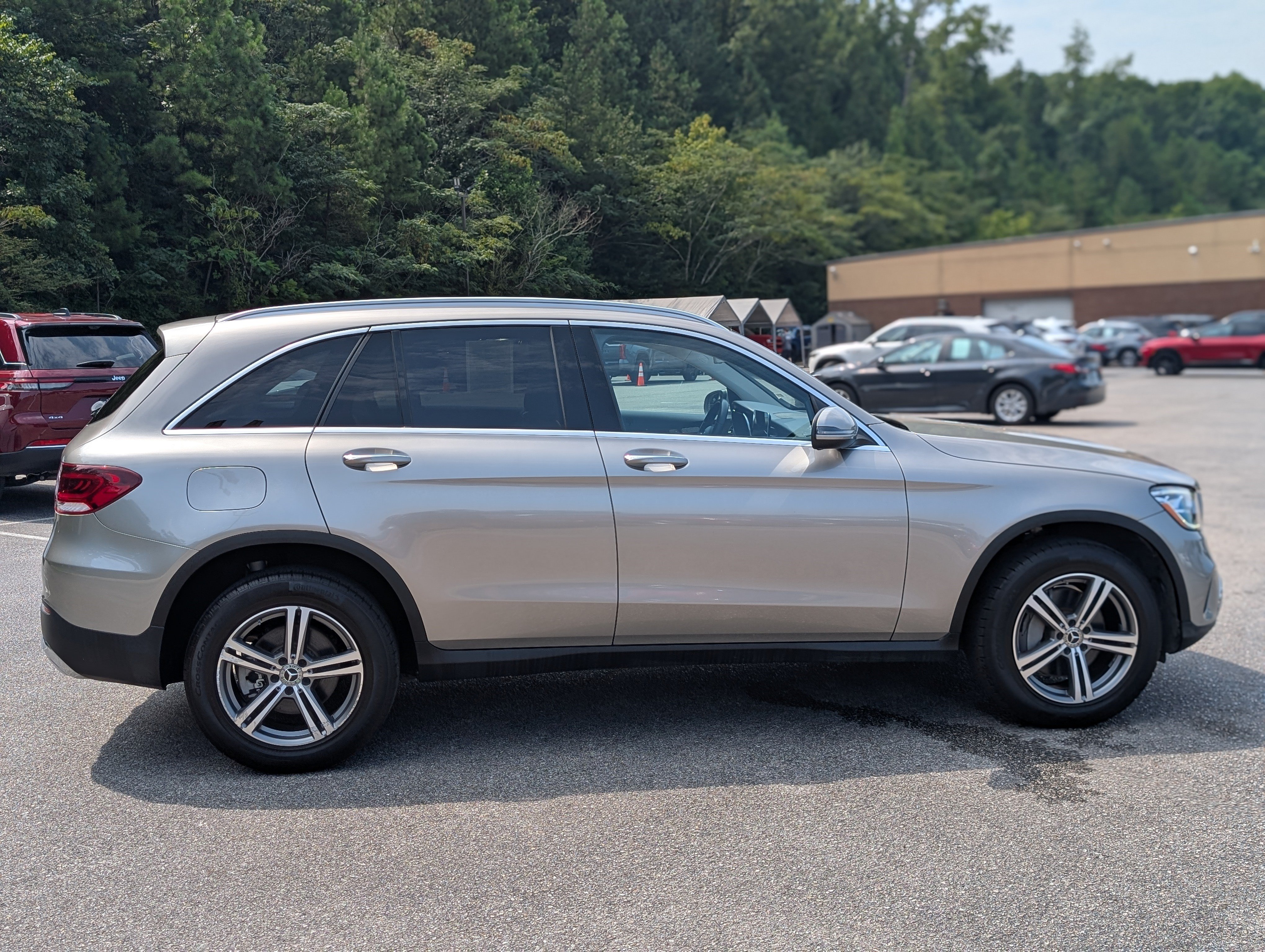 Used 2020 Mercedes-Benz GLC 300 image 10