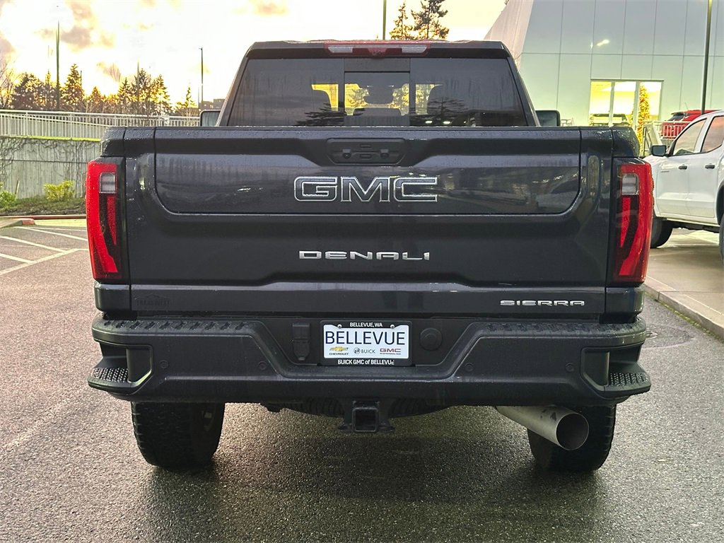Used 2025 GMC Sierra 2500 Denali Ultimate image 4