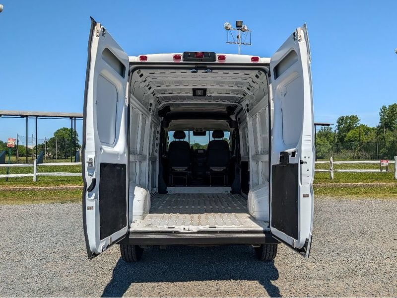 Used 2026 RAM ProMaster 2500 w/ Convenience Group FWD image 8