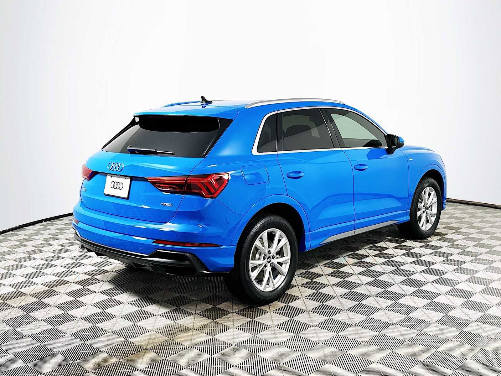 Certified 2022 Audi Q3 2.0T Premium w/ Convenience Package image 7