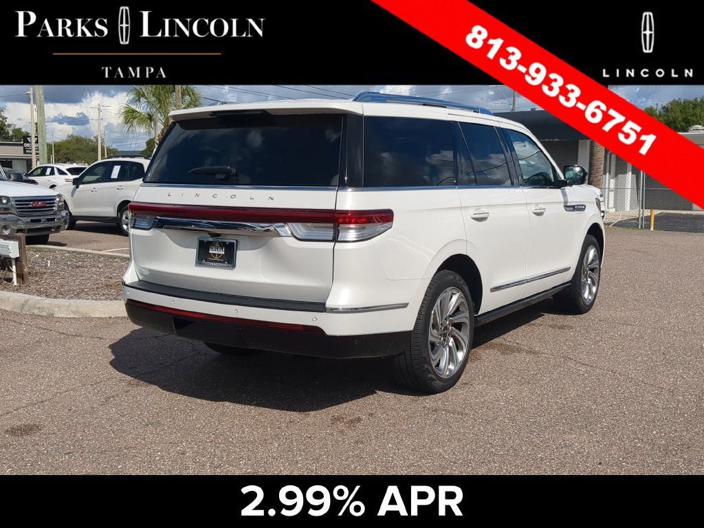 Certified 2024 Lincoln Navigator Premiere AWD/4WD image 4