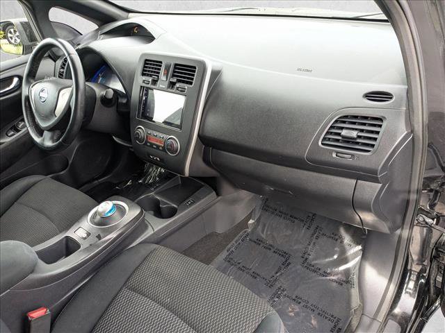 Used 2013 Nissan Leaf S image 19