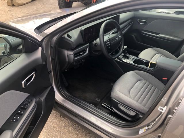 Certified 2025 Kia K4 EX FWD image 9