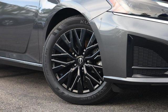 Certified 2025 Nissan Altima 2.5 SV w/ SV Special Edition Package FWD image 3