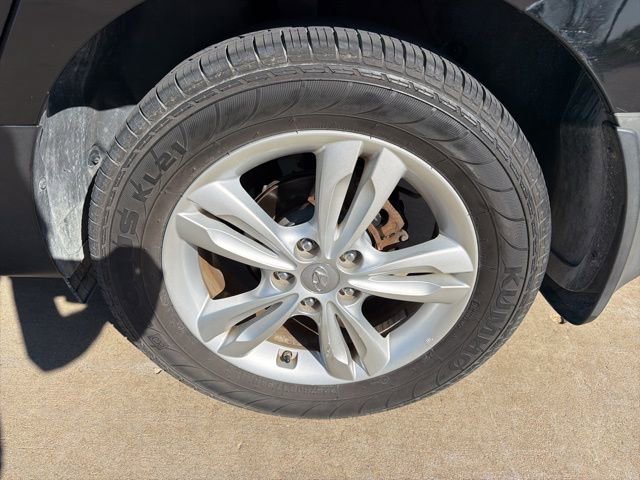 Used 2013 Hyundai Tucson GLS image 9