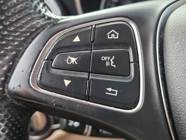 Used 2017 Mercedes-Benz GLC 300 4MATIC image 33