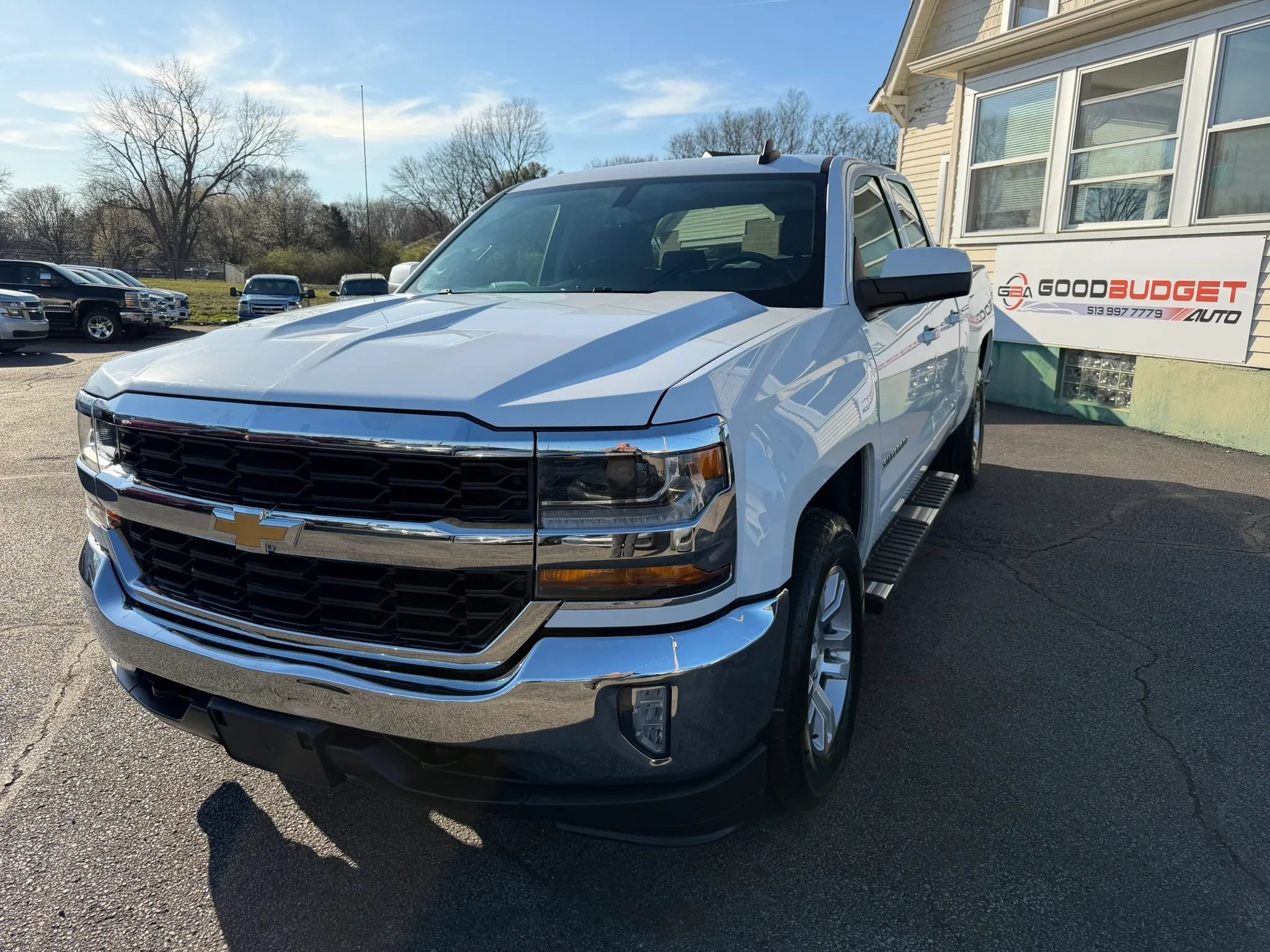 Used 2019 Chevrolet Silverado 1500 LT w/ All Star Edition AWD/4WD image 1