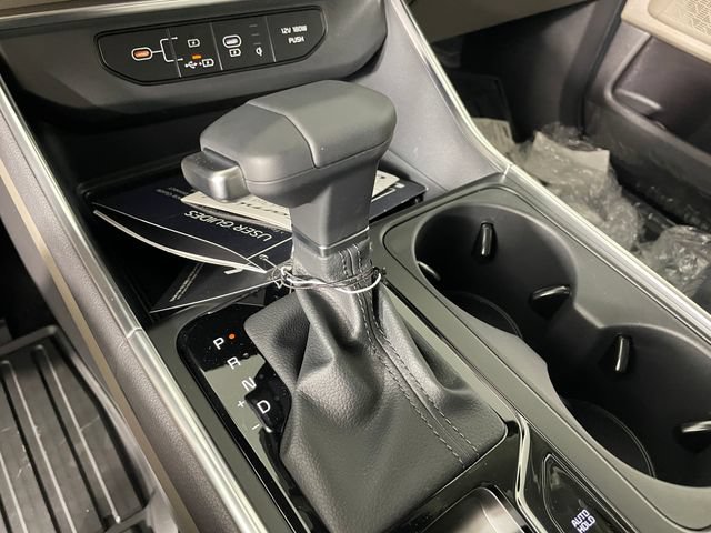 New 2026 Kia Carnival EX FWD image 4