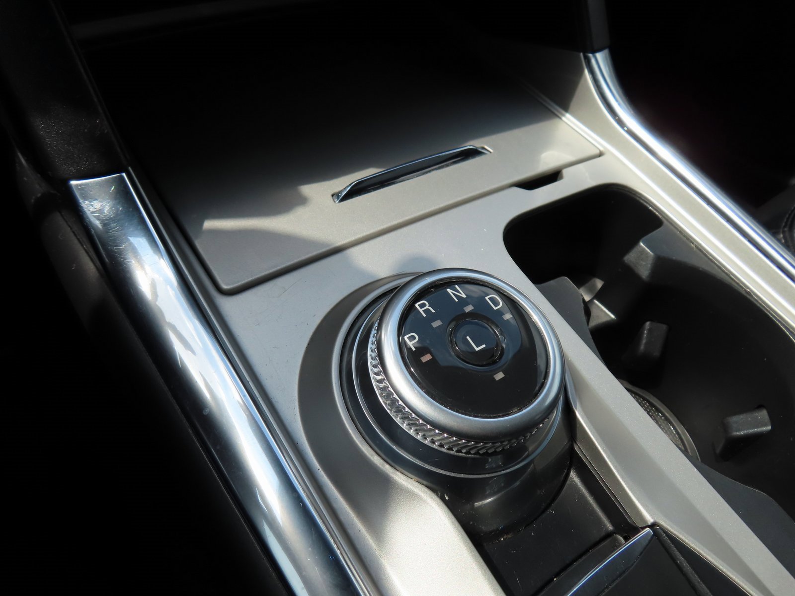 Used 2022 Ford Explorer XLT w/ Equipment Group 202A image 29