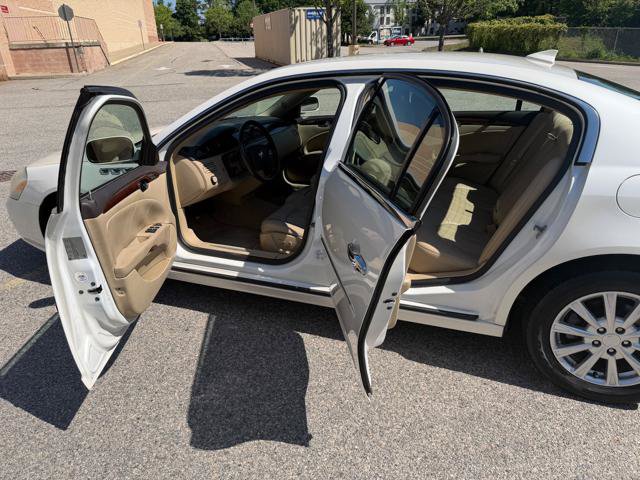 Used 2011 Buick Lucerne CXL FWD image 27