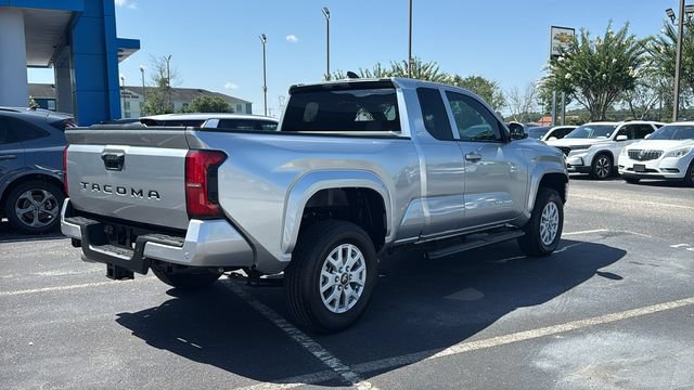 Used 2025 Toyota Tacoma SR5 w/ SR5 Upgrade Package RWD image 7