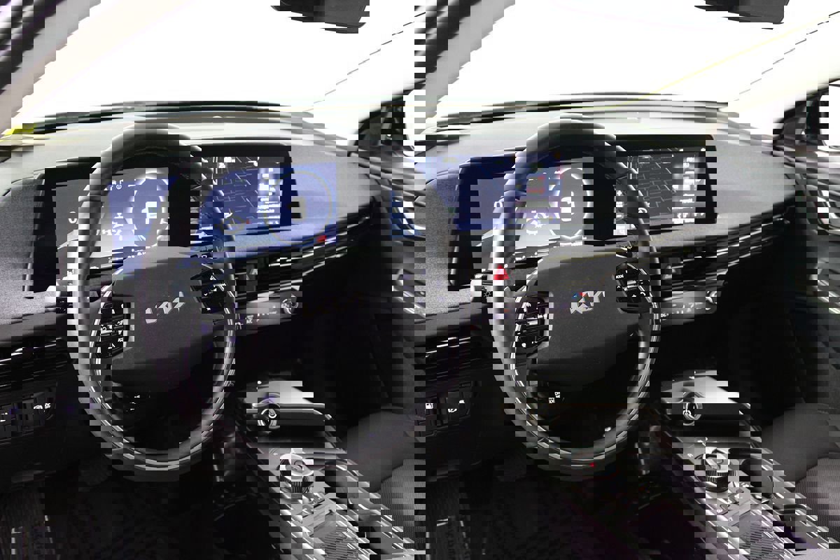 Used 2024 Kia EV6 Light RWD image 8