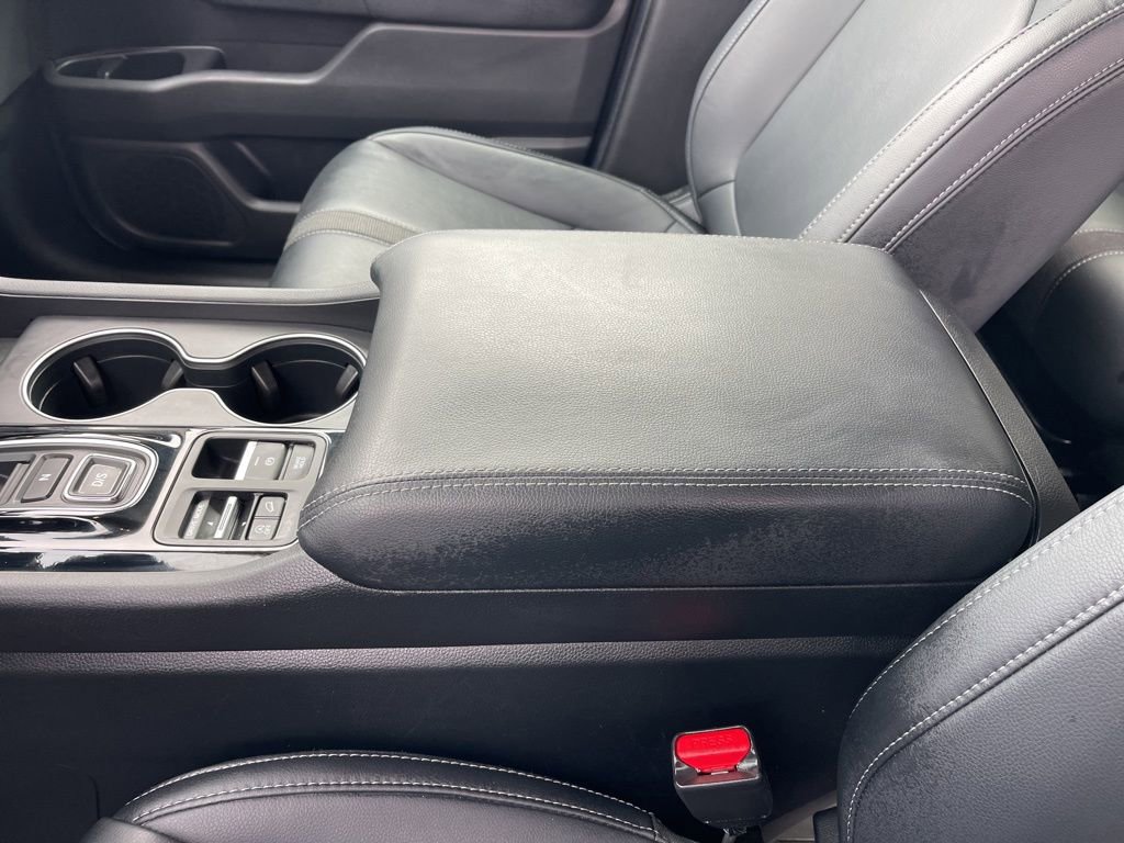 Used 2025 Honda Pilot EX-L image 14