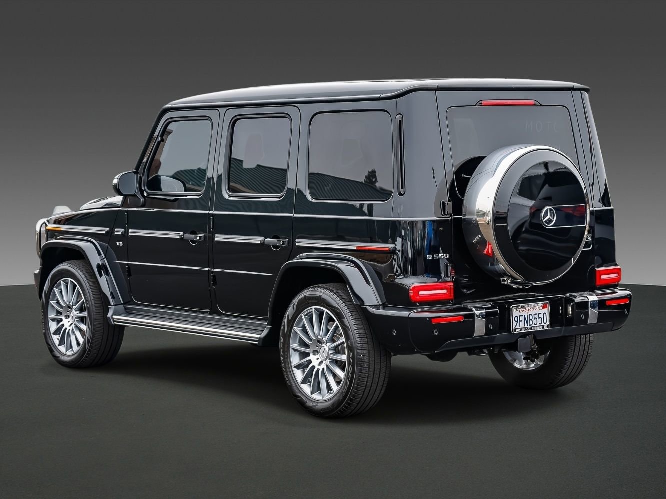 Used 2023 Mercedes-Benz G 550 G 550 image 2