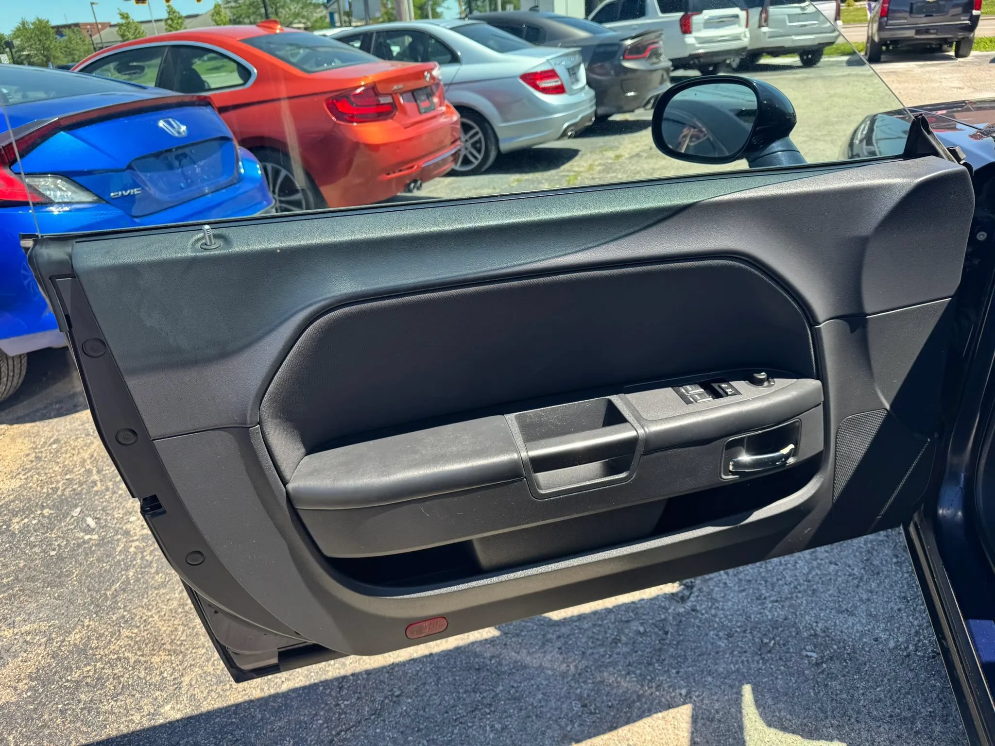 Used 2012 Dodge Challenger SXT RWD image 15