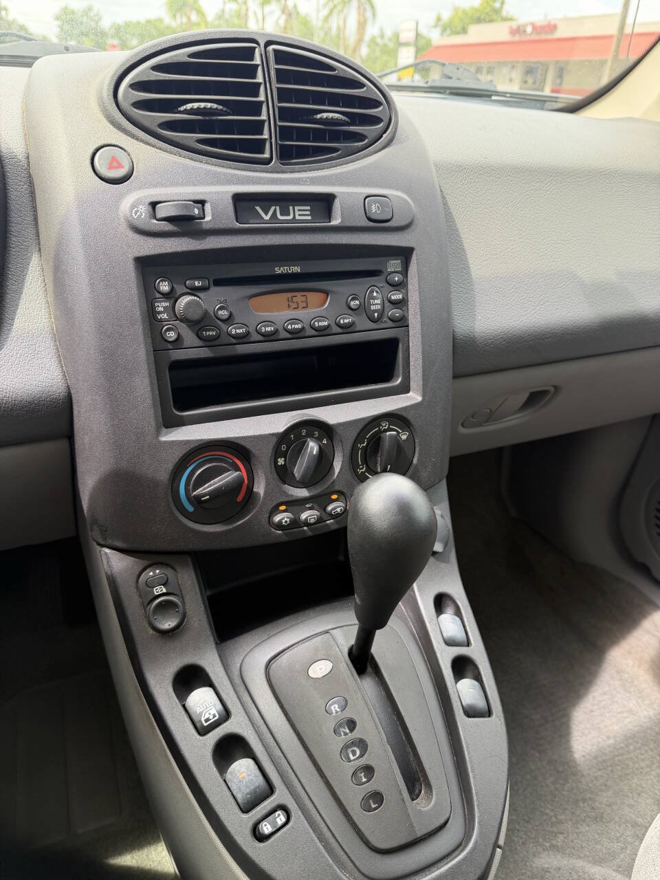 Used 2002 Saturn Vue AWD V6 image 18