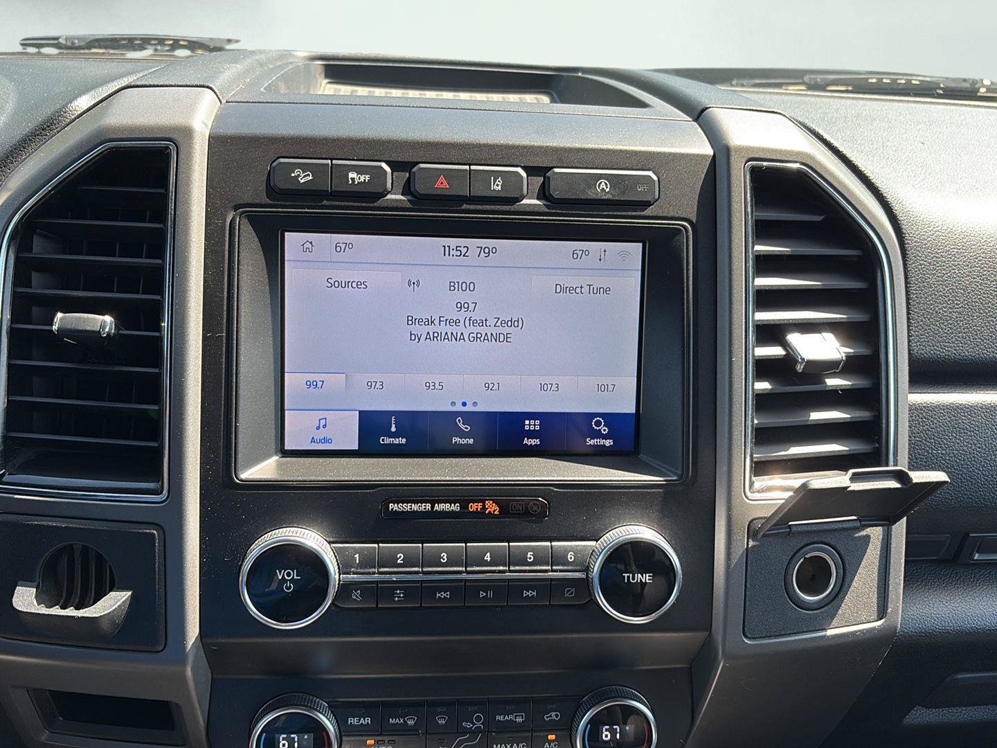 Used 2020 Ford Expedition XLT AWD/4WD image 14
