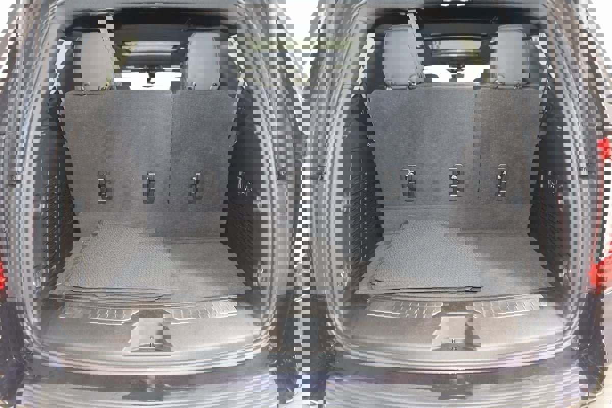 Used 2021 GMC Yukon Denali w/ Denali Premium Package image 51