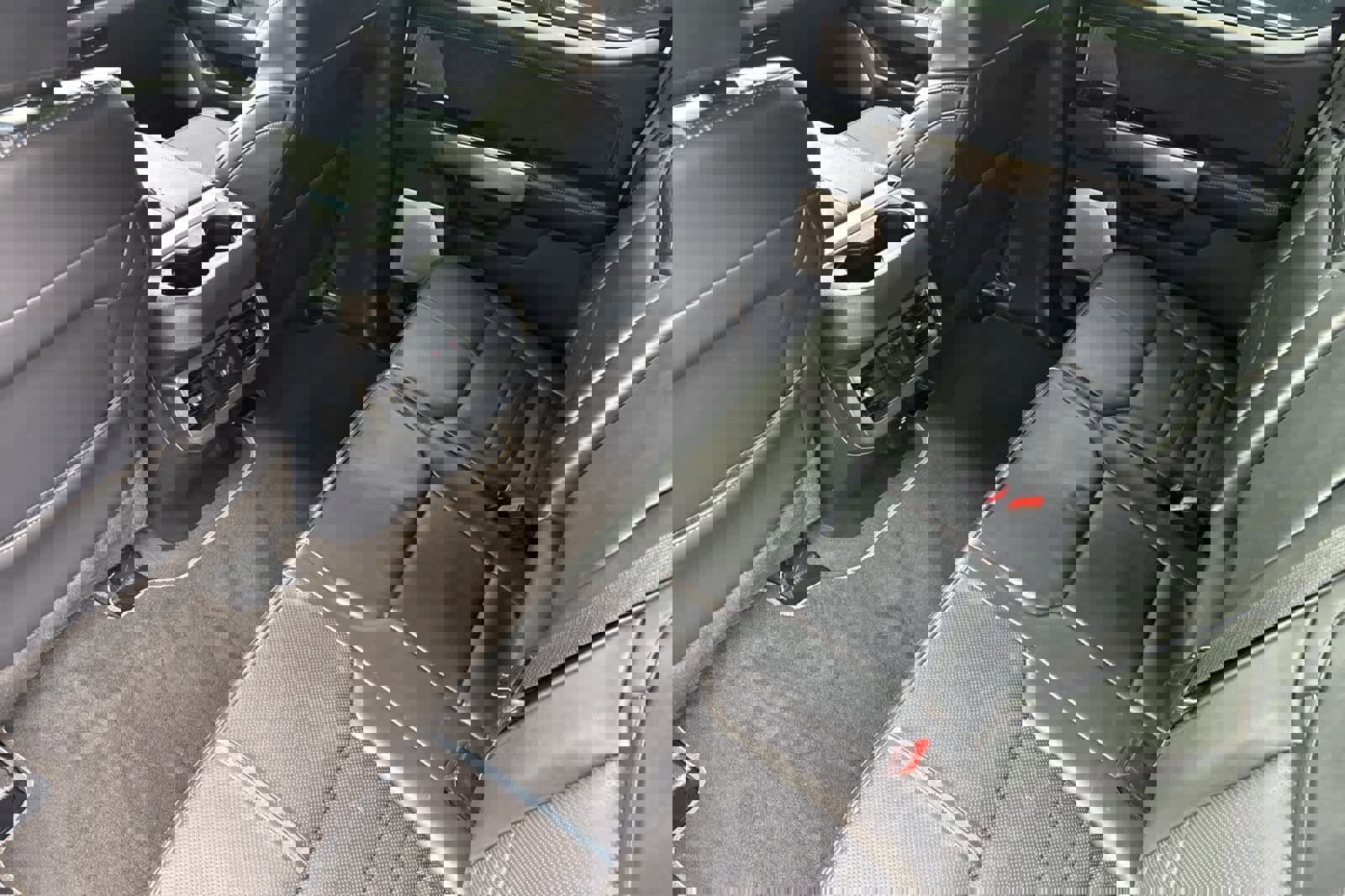 Certified 2025 Ford F350 Platinum image 4