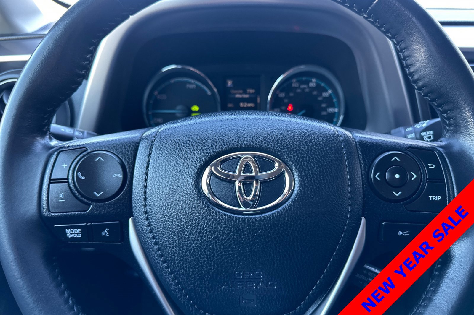 Used 2018 Toyota RAV4 Limited image 24