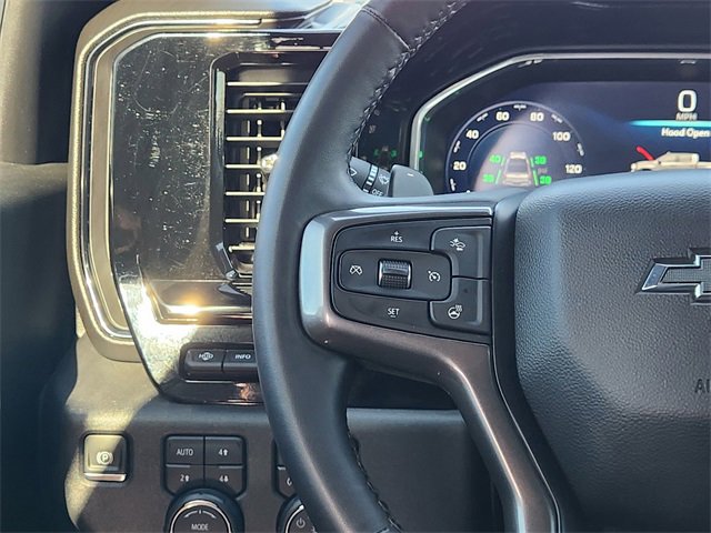 Used 2024 Chevrolet Silverado 1500 ZR2 w/ Technology Package image 28