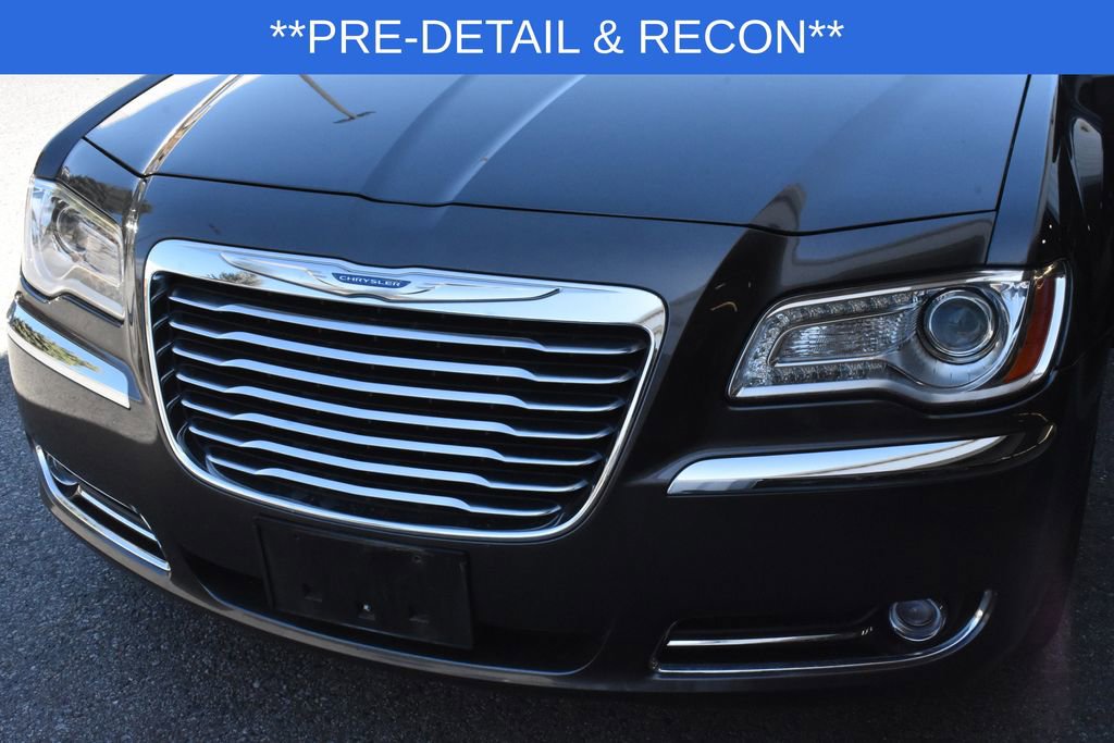 Used 2014 Chrysler 300 AWD w/ Driver Convenience Group image 8