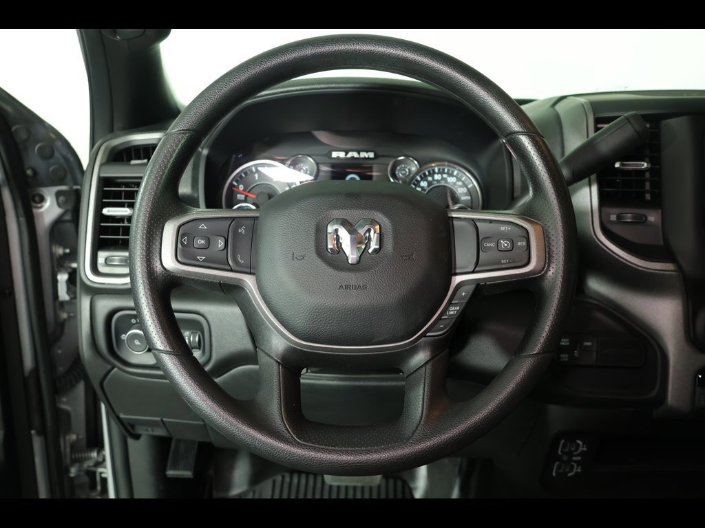 Used 2024 RAM 2500 Tradesman w/ Chrome Appearance Group image 17