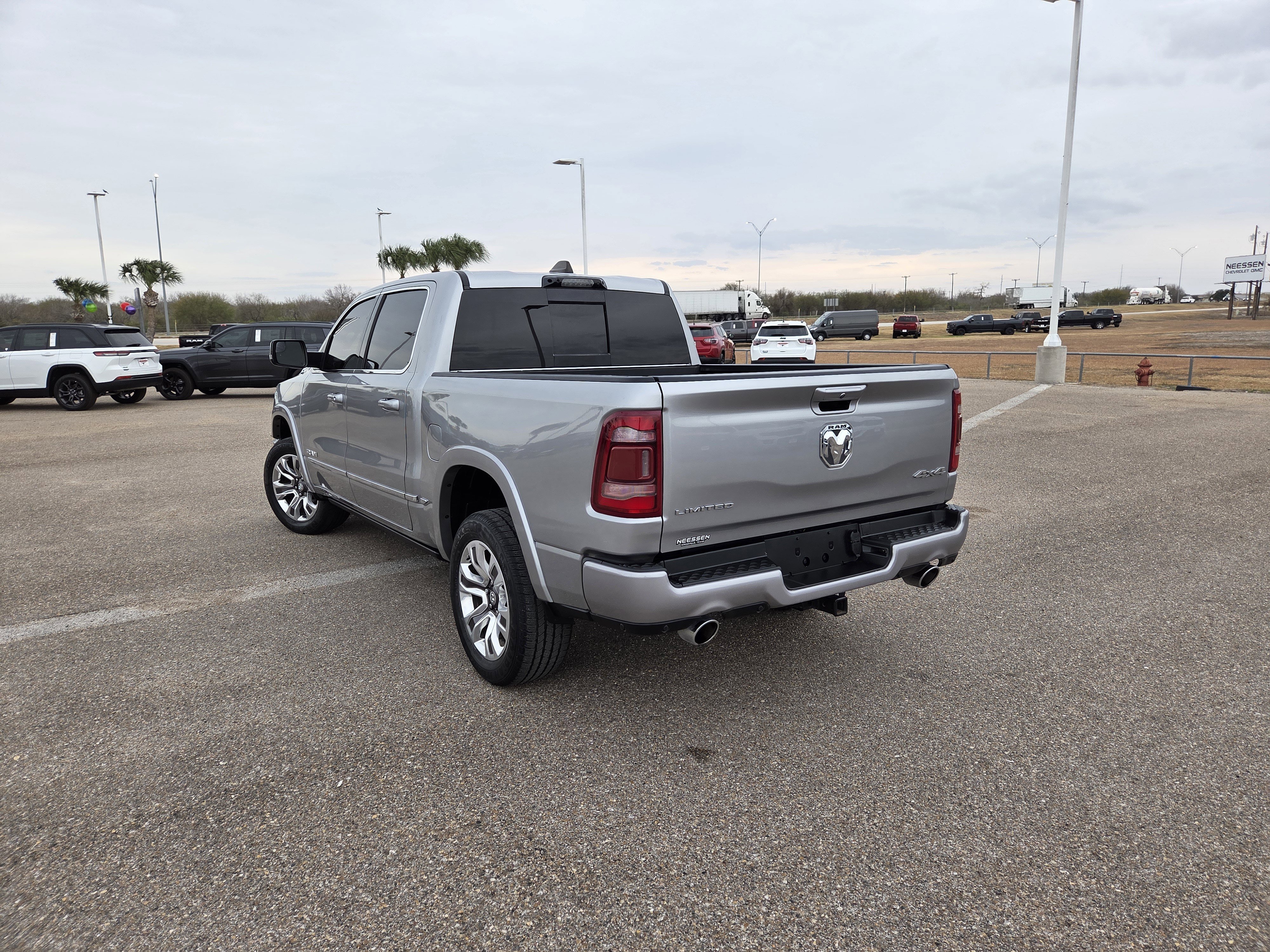 Used 2024 RAM 1500 Limited image 5