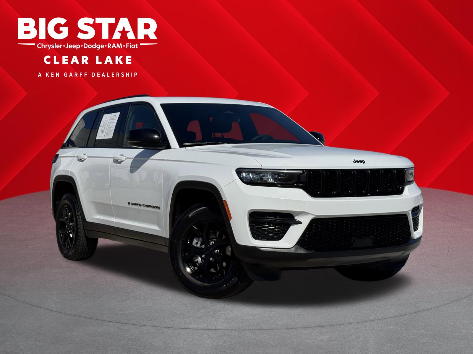 Used 2025 Jeep Grand Cherokee Altitude