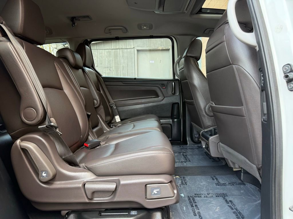 Used 2020 Honda Odyssey Elite image 17