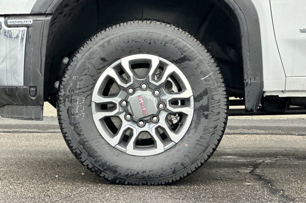 Used 2024 GMC Sierra 3500 Pro image 26